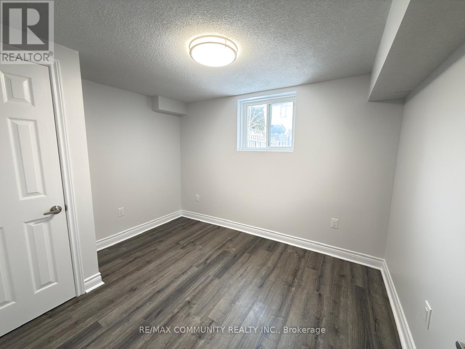 25 Freer Crescent, Ajax, ON - Indoor Photo Showing Other Room