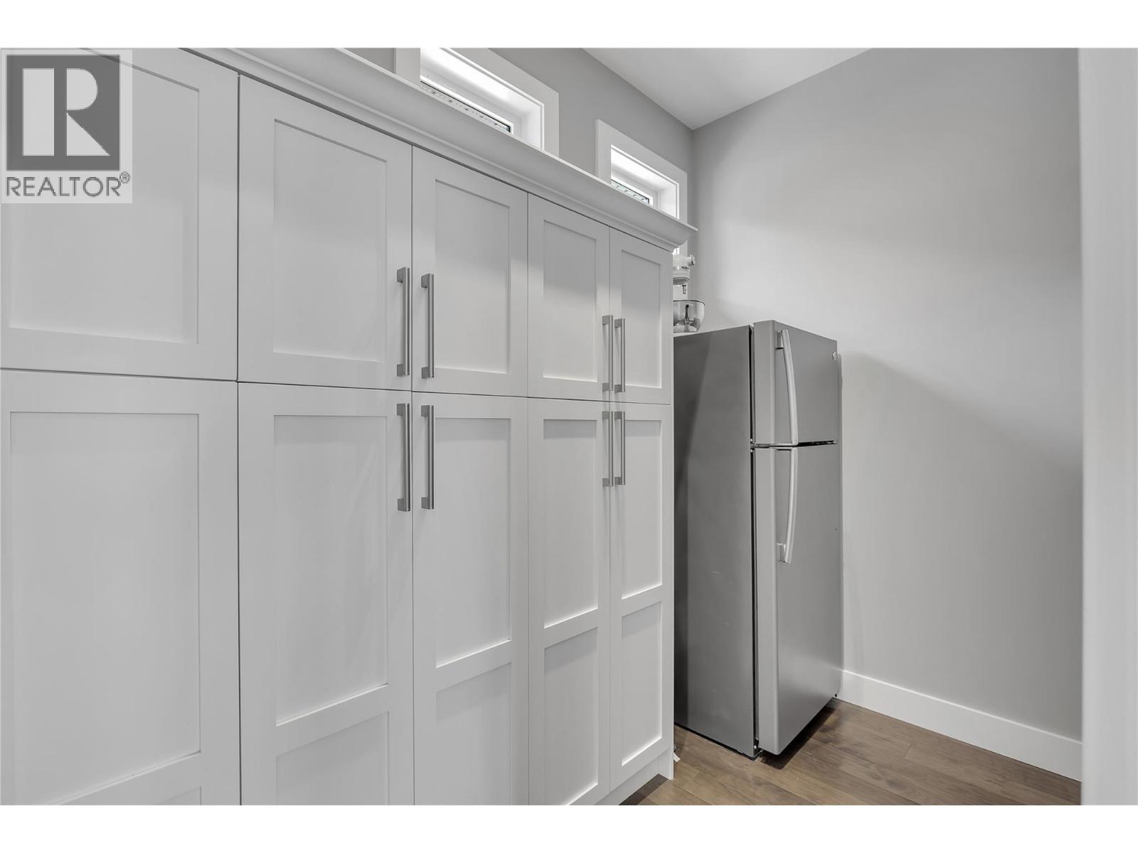 1823 Diamond View Drive, West Kelowna, BC - Indoor Photo Showing Other Room