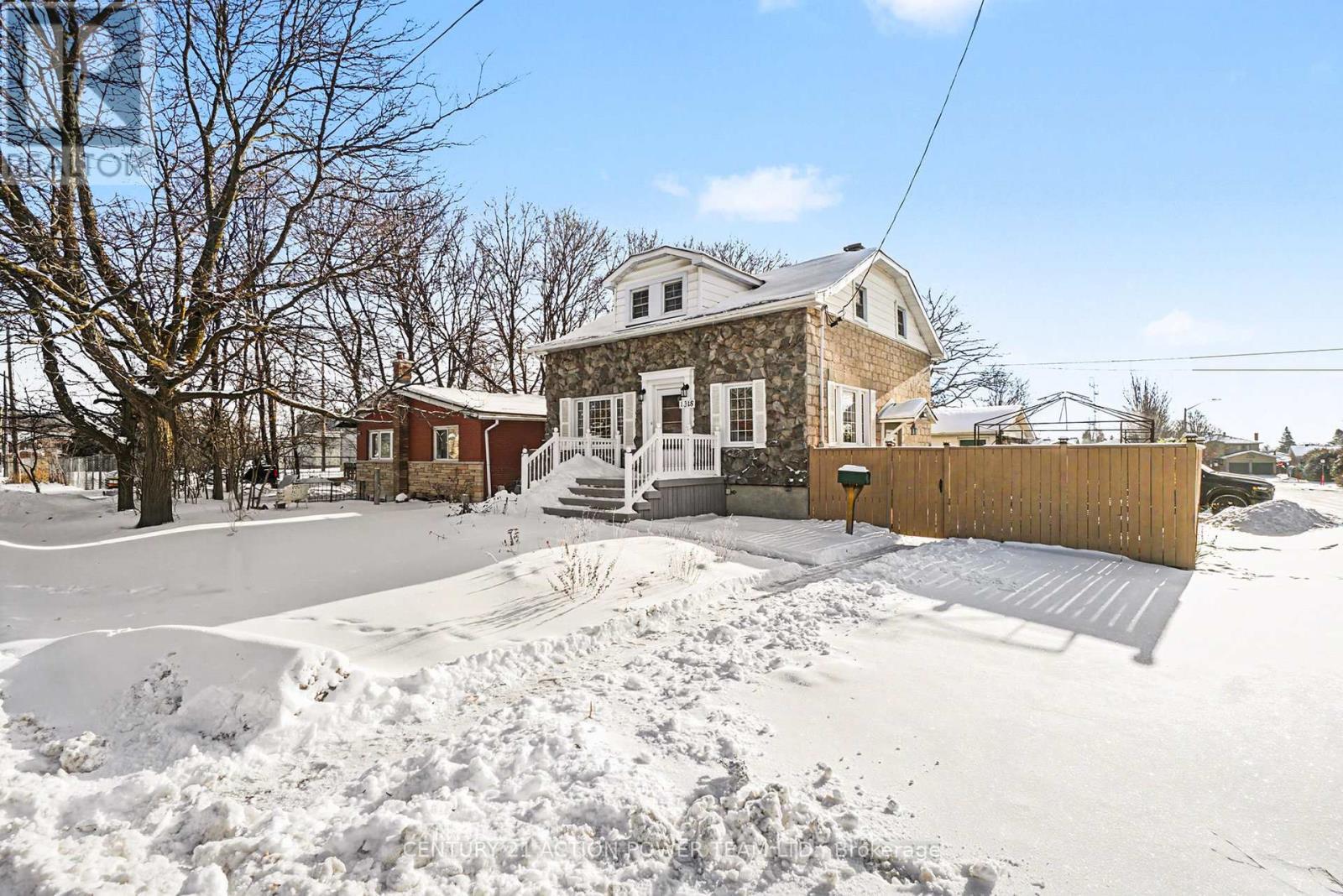 1318 Brookline Avenue, Ottawa, ON - Outdoor