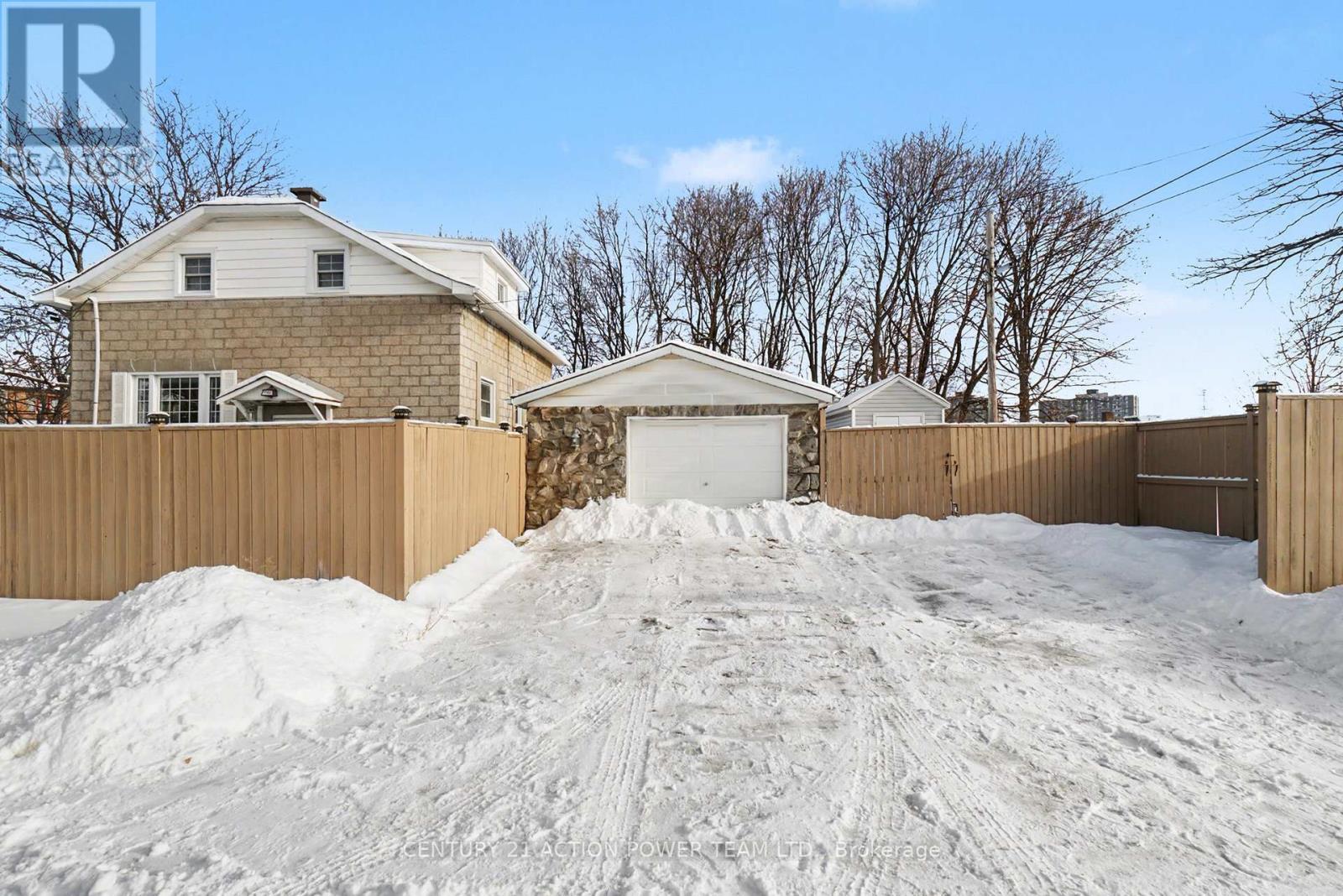 1318 Brookline Avenue, Ottawa, ON - Outdoor