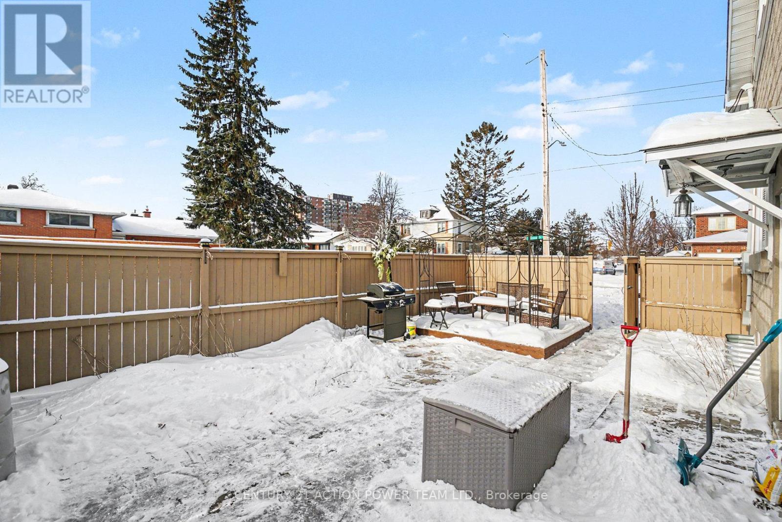 1318 Brookline Avenue, Ottawa, ON - Outdoor