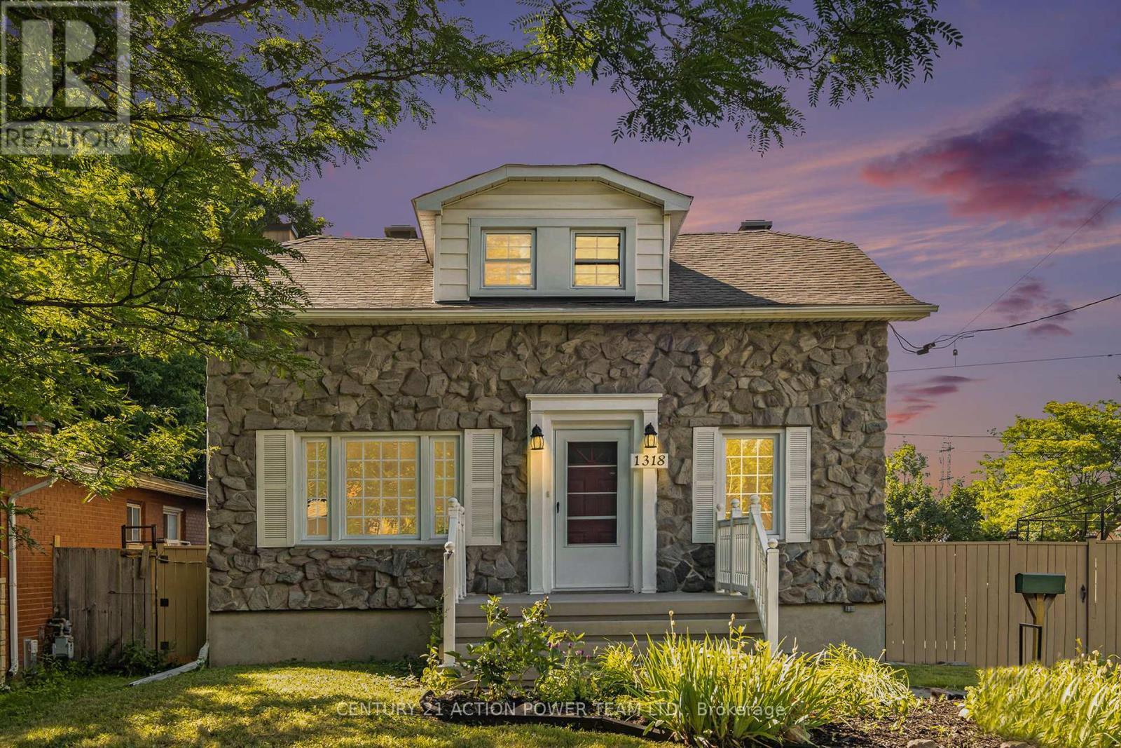 1318 Brookline Avenue, Ottawa, ON - Outdoor