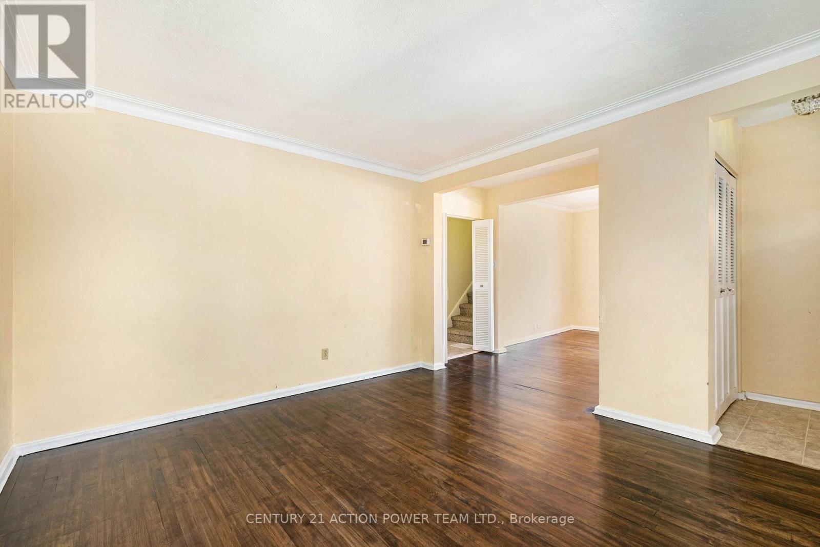 1318 Brookline Avenue, Ottawa, ON - Indoor Photo Showing Other Room