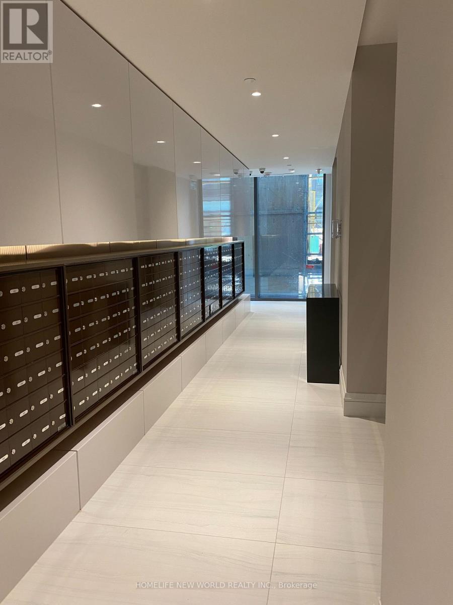 2108 - 39 Roehampton Avenue, Toronto, ON - Indoor Photo Showing Other Room