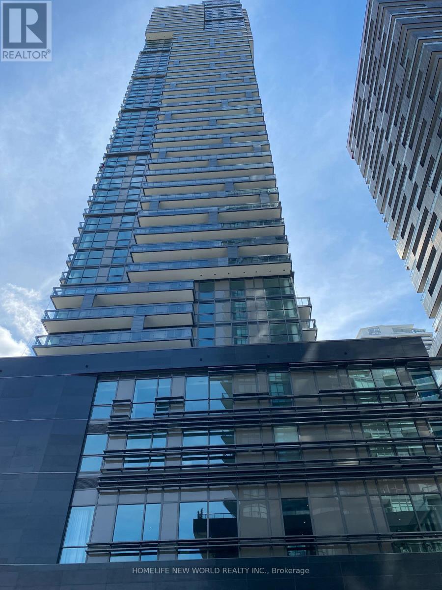 2108 - 39 Roehampton Avenue, Toronto, ON - Outdoor