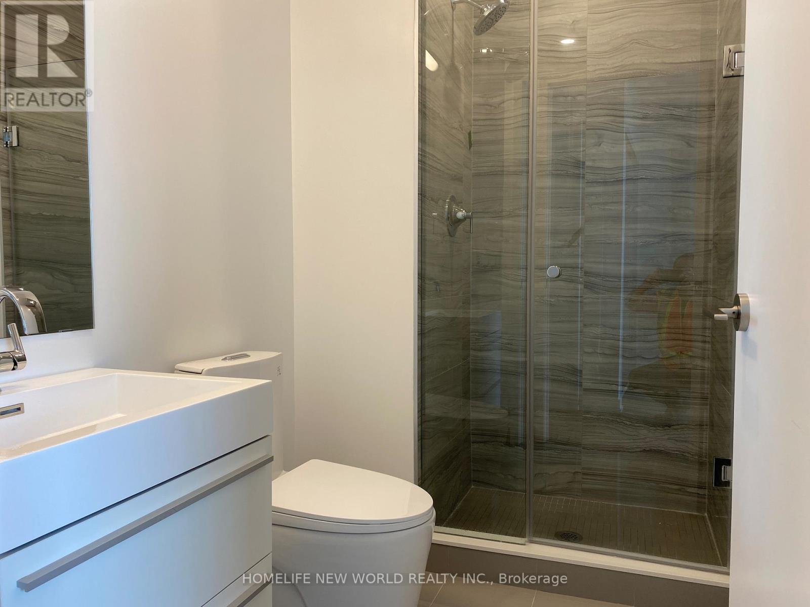 2108 - 39 Roehampton Avenue, Toronto, ON - Indoor Photo Showing Bathroom