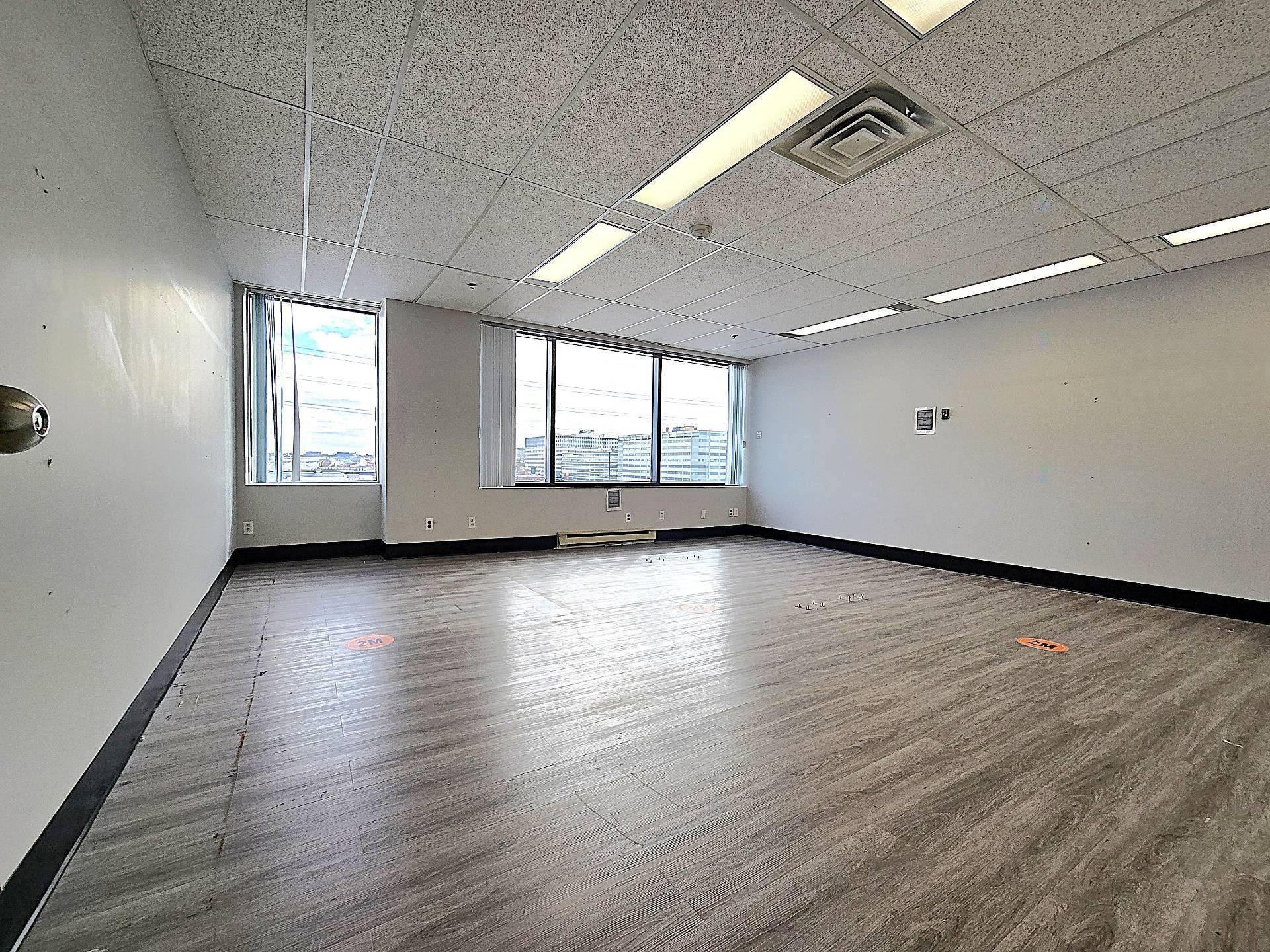 Bureau - 403-35 Rue De Port-Royal E., Montréal (Ahuntsic-Cartierville), QC - Indoor
