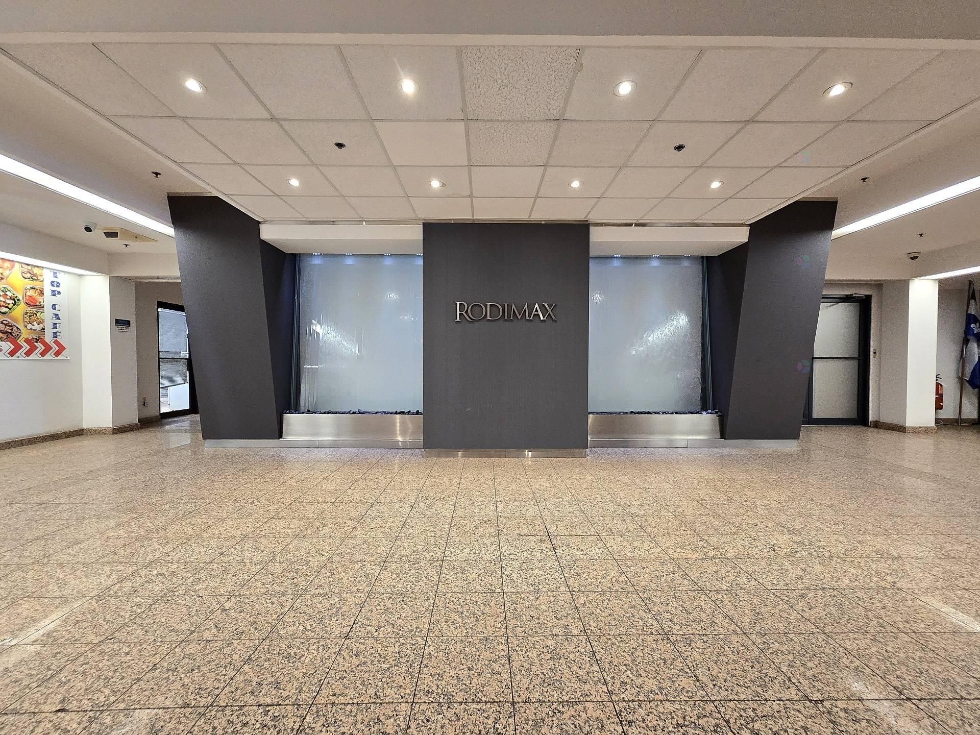 Hall d'entrée/Vestibule - 403-35 Rue De Port-Royal E., Montréal (Ahuntsic-Cartierville), QC - Indoor Photo Showing Other Room