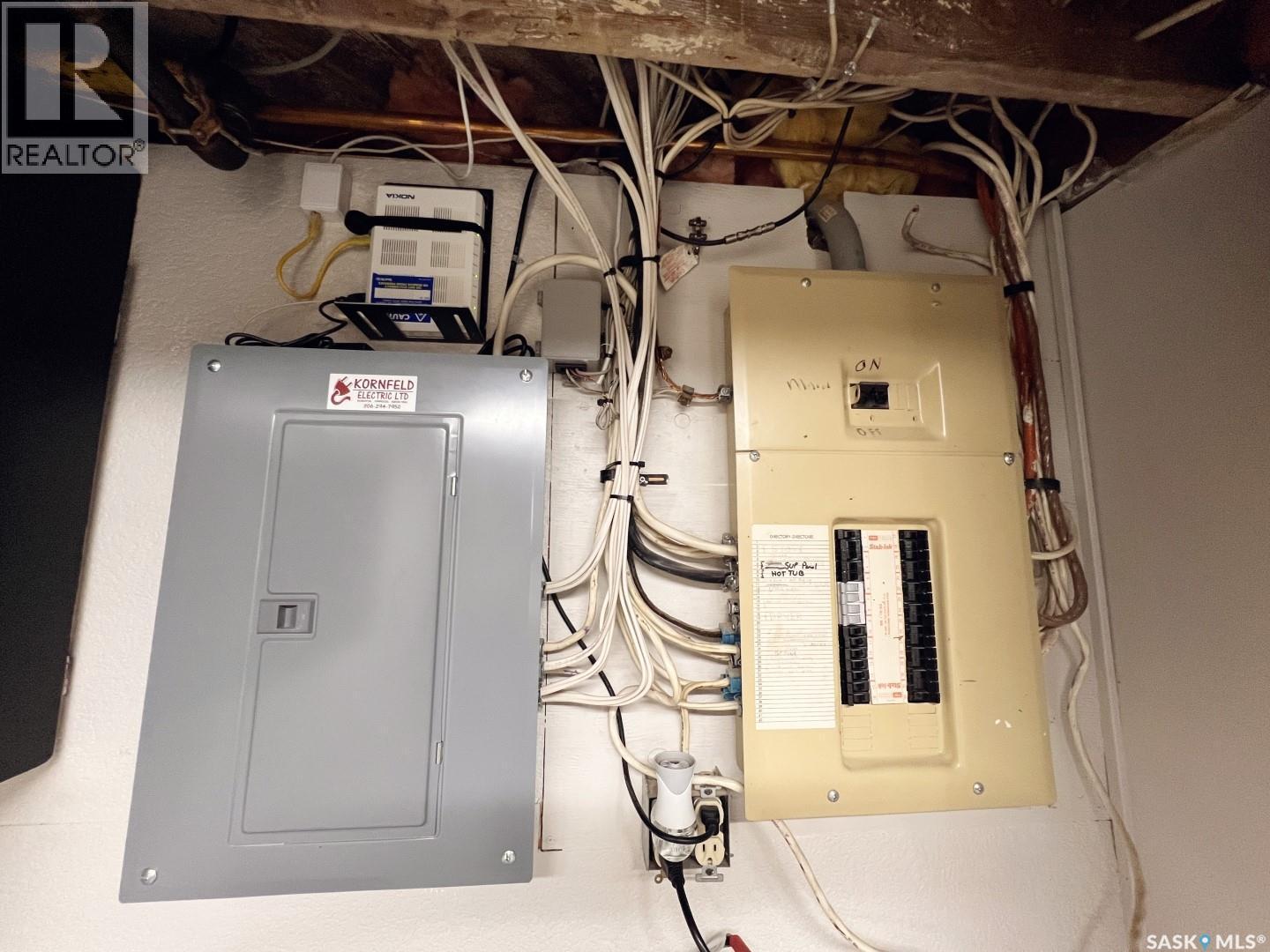 360 4Th Avenue W, Shaunavon, SK - Indoor Photo Showing Basement