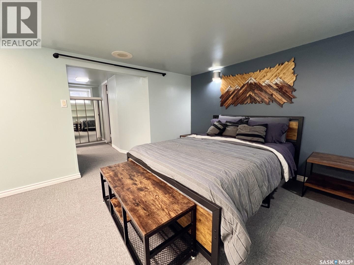 360 4Th Avenue W, Shaunavon, SK - Indoor Photo Showing Bedroom