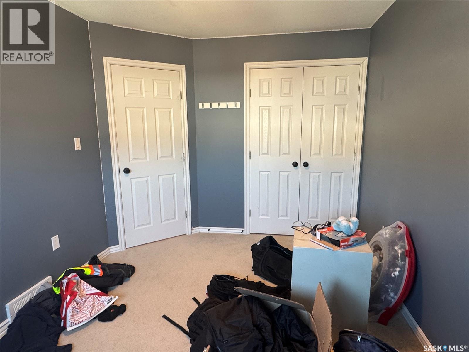 3 1360 Studer Street, La Ronge, SK - Indoor