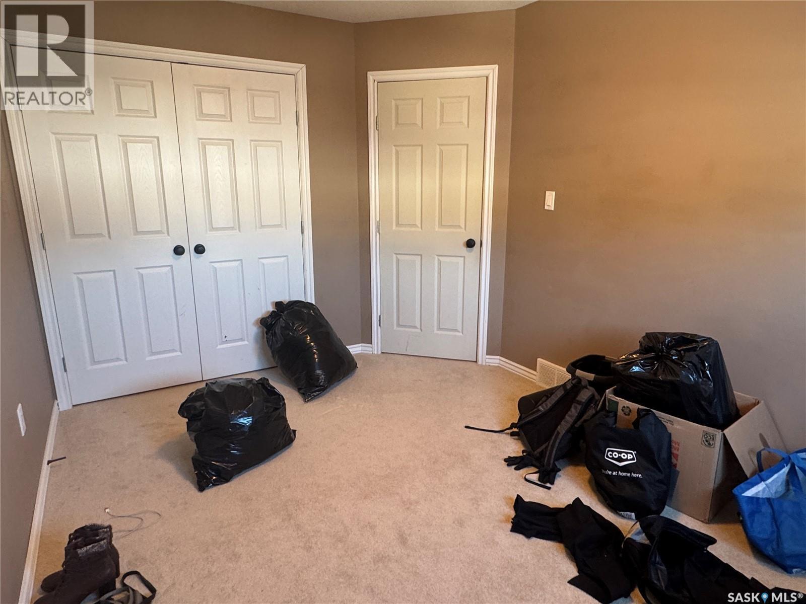 3 1360 Studer Street, La Ronge, SK - Indoor