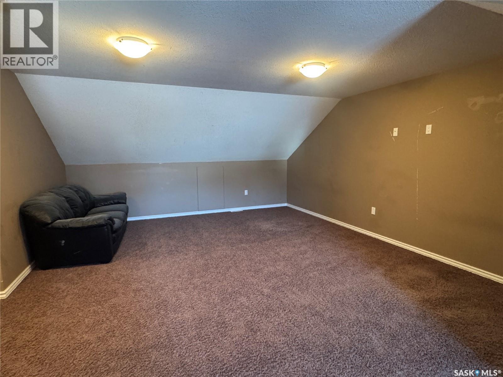 3 1360 Studer Street, La Ronge, SK - Indoor Photo Showing Other Room