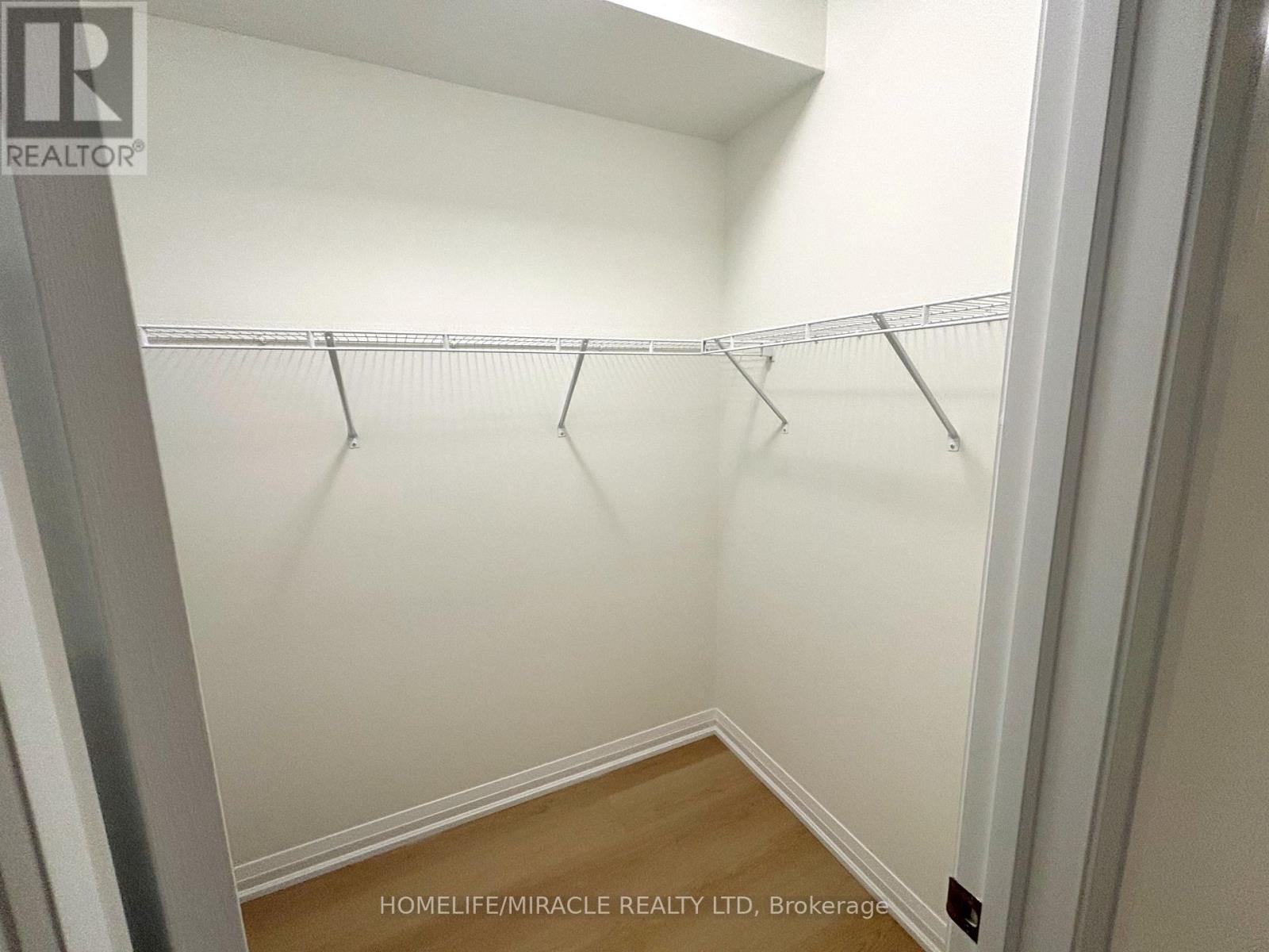 93 Marche Drive, Haldimand, ON - Indoor With Storage