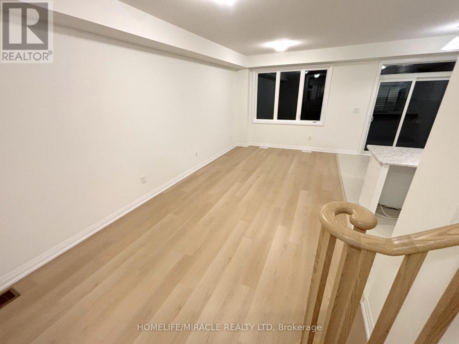 93 Marche Drive, Haldimand, ON - Indoor Photo Showing Other Room