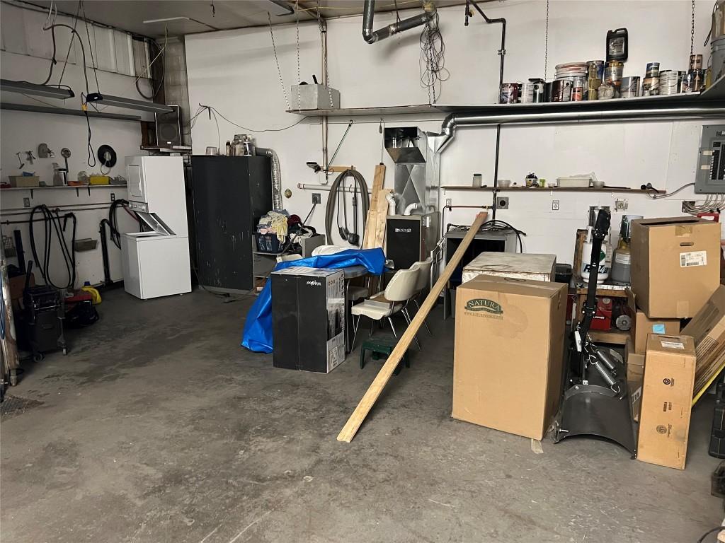 1809 Cranbrook Street, Cranbrook, BC