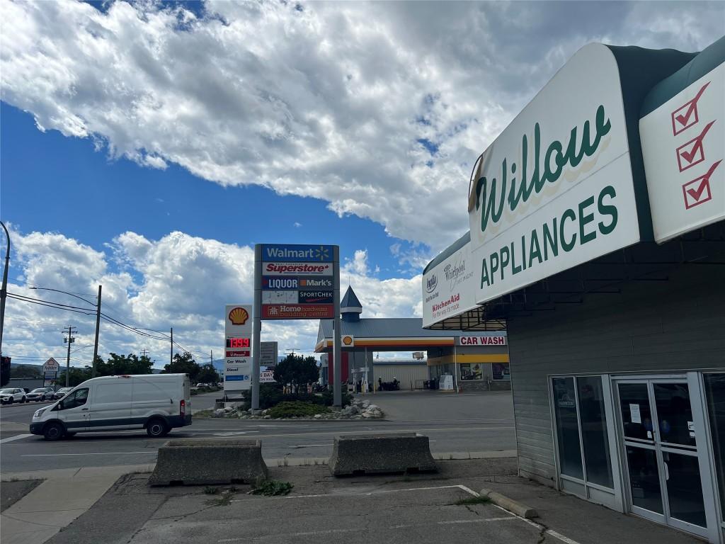 1809 Cranbrook Street, Cranbrook, BC