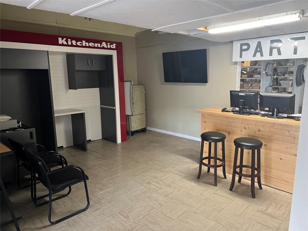 1809 Cranbrook Street, Cranbrook, BC