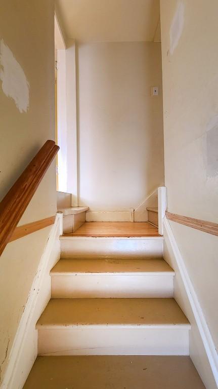 402 Cranbrook Street, Kimberley, BC - Indoor Photo Showing Other Room