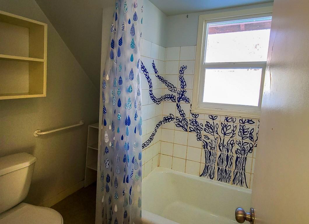 402 Cranbrook Street, Kimberley, BC - Indoor Photo Showing Bathroom