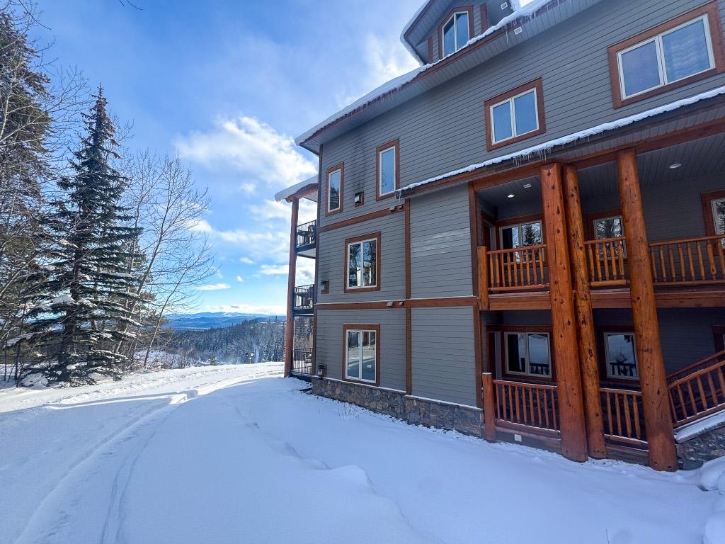 G4-B-1351 Gerry Sorensen Way, Kimberley, BC - Outdoor