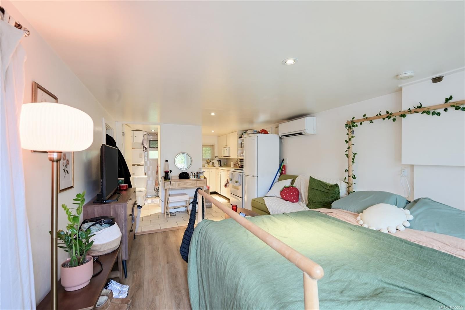 3312 Kingsley St, Saanich, BC