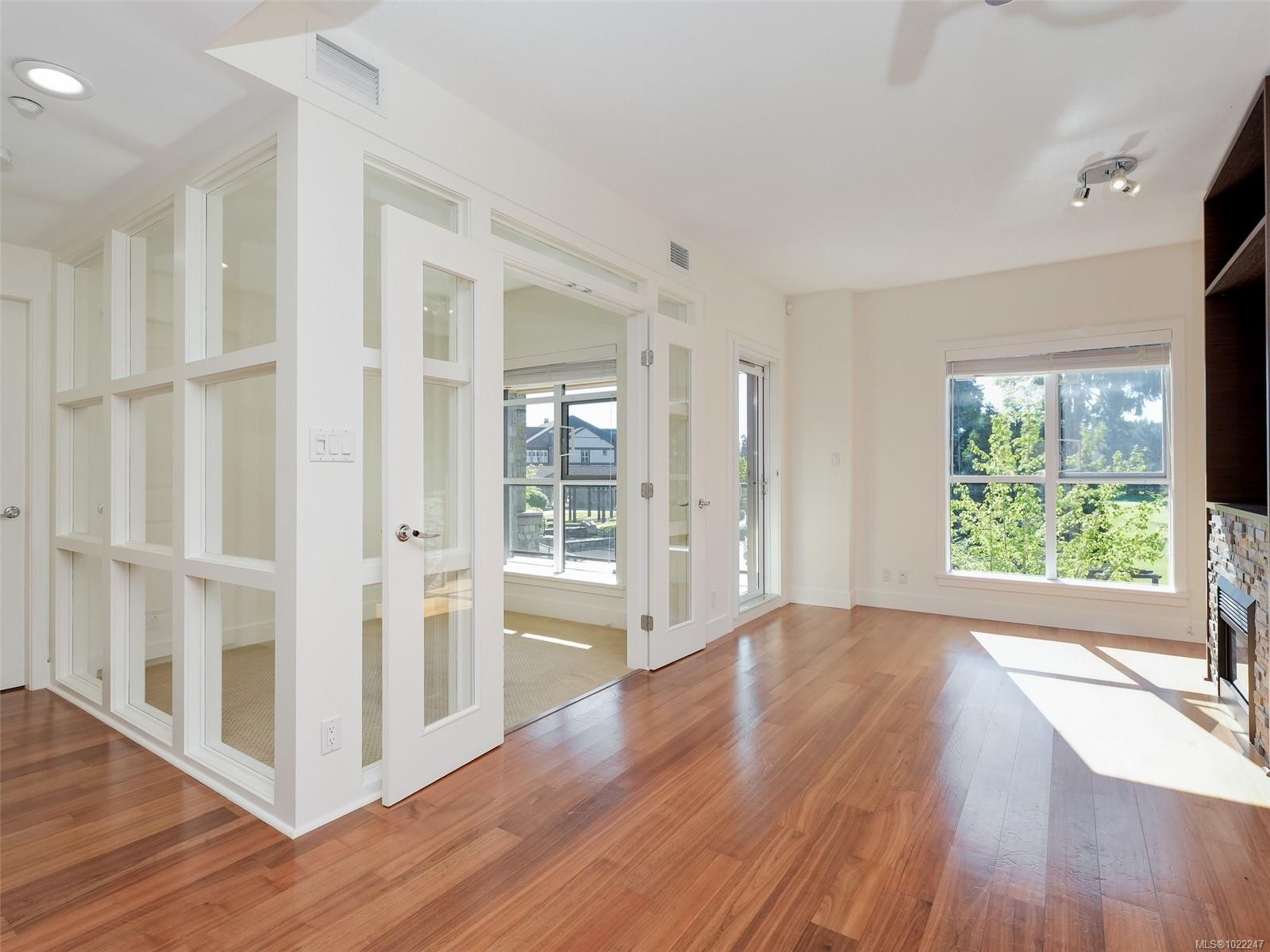 218-1400 Lynburne Pl, Langford, BC - Indoor Photo Showing Other Room