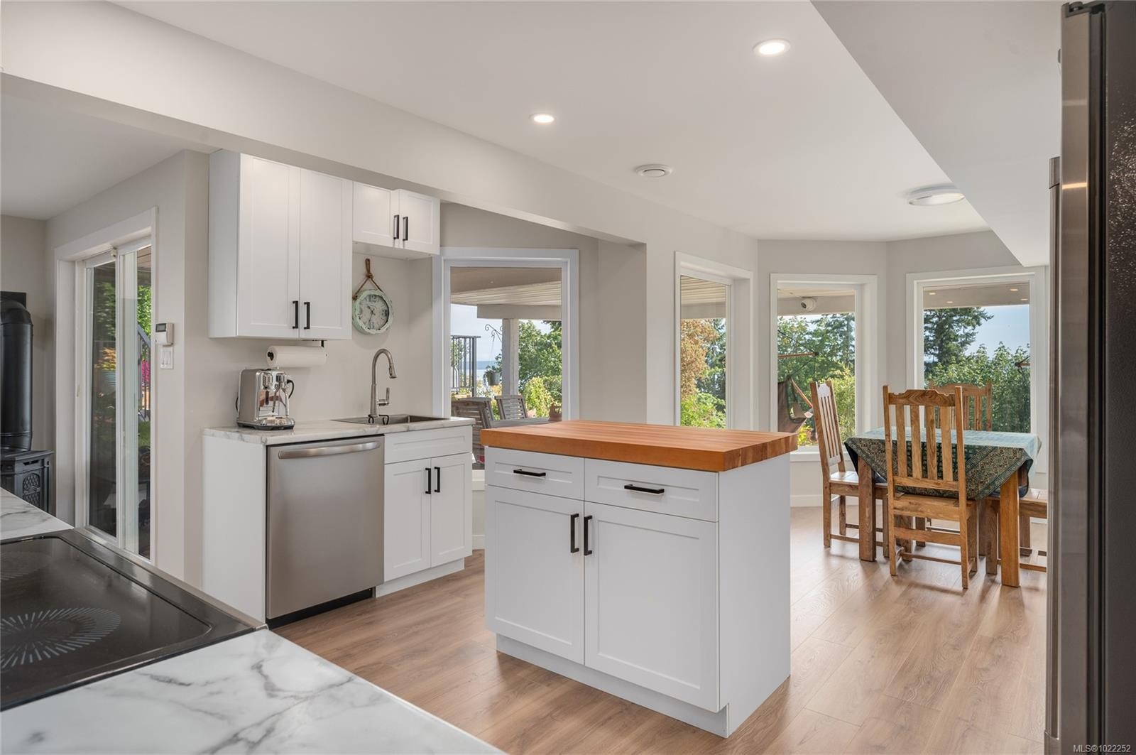 10091 View St, Chemainus, BC