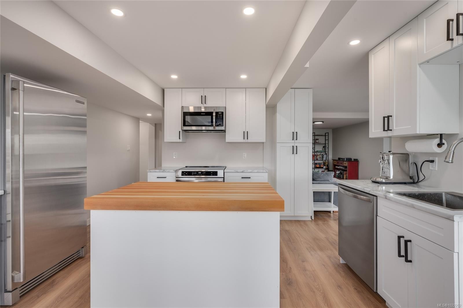 10091 View St, Chemainus, BC