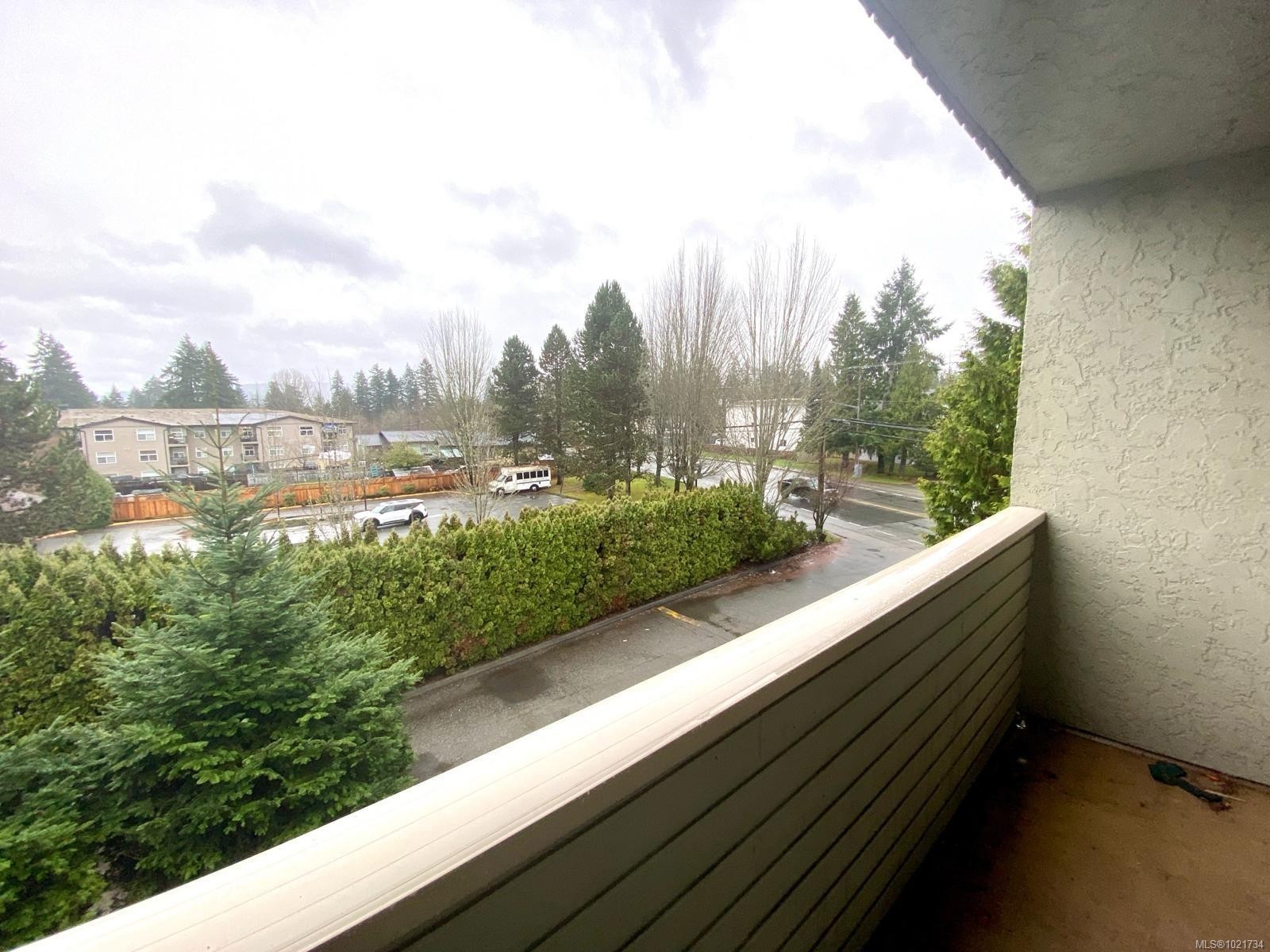 301-3251 Cowichan Lake Rd, Duncan, BC - Outdoor