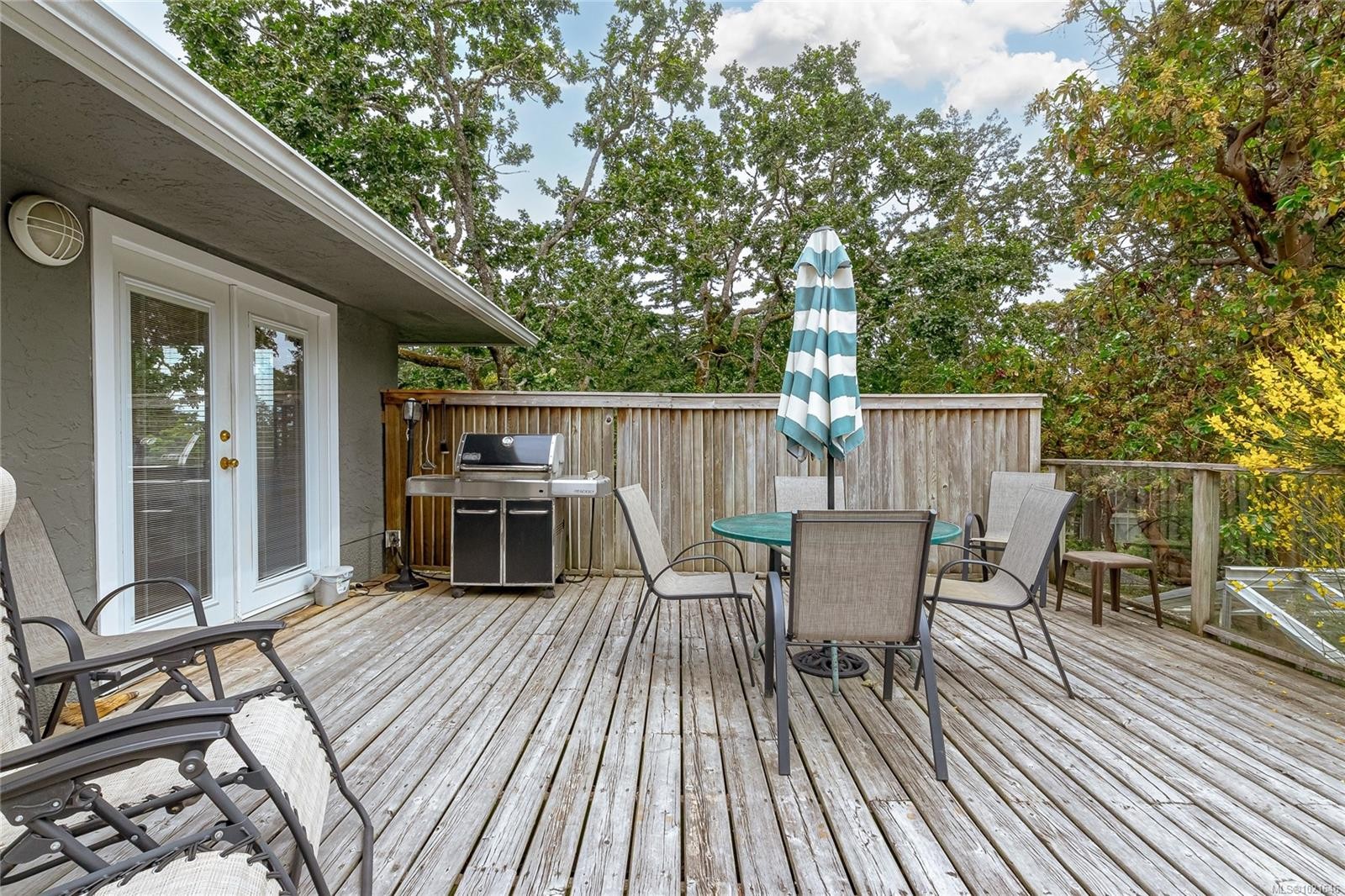 4725 Treetop Hts, Saanich, BC