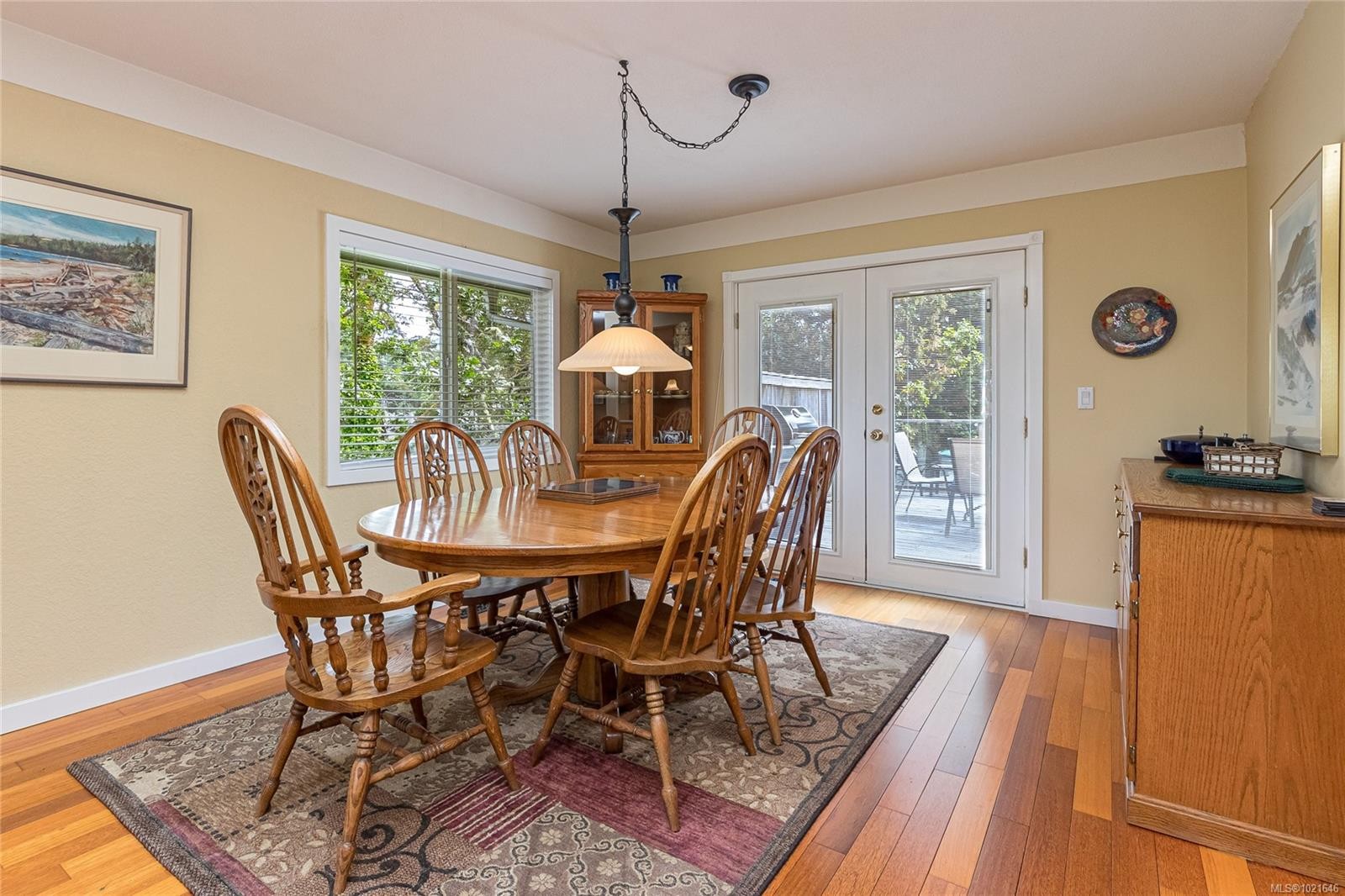 4725 Treetop Hts, Saanich, BC