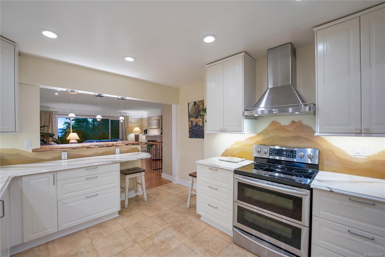 2229 Arbutus Rd, Saanich, BC