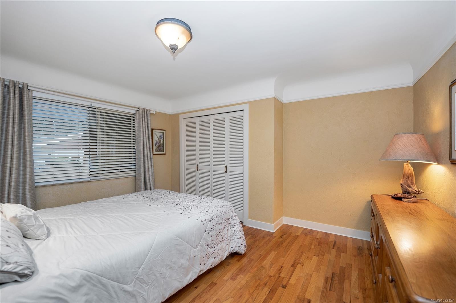 2229 Arbutus Rd, Saanich, BC