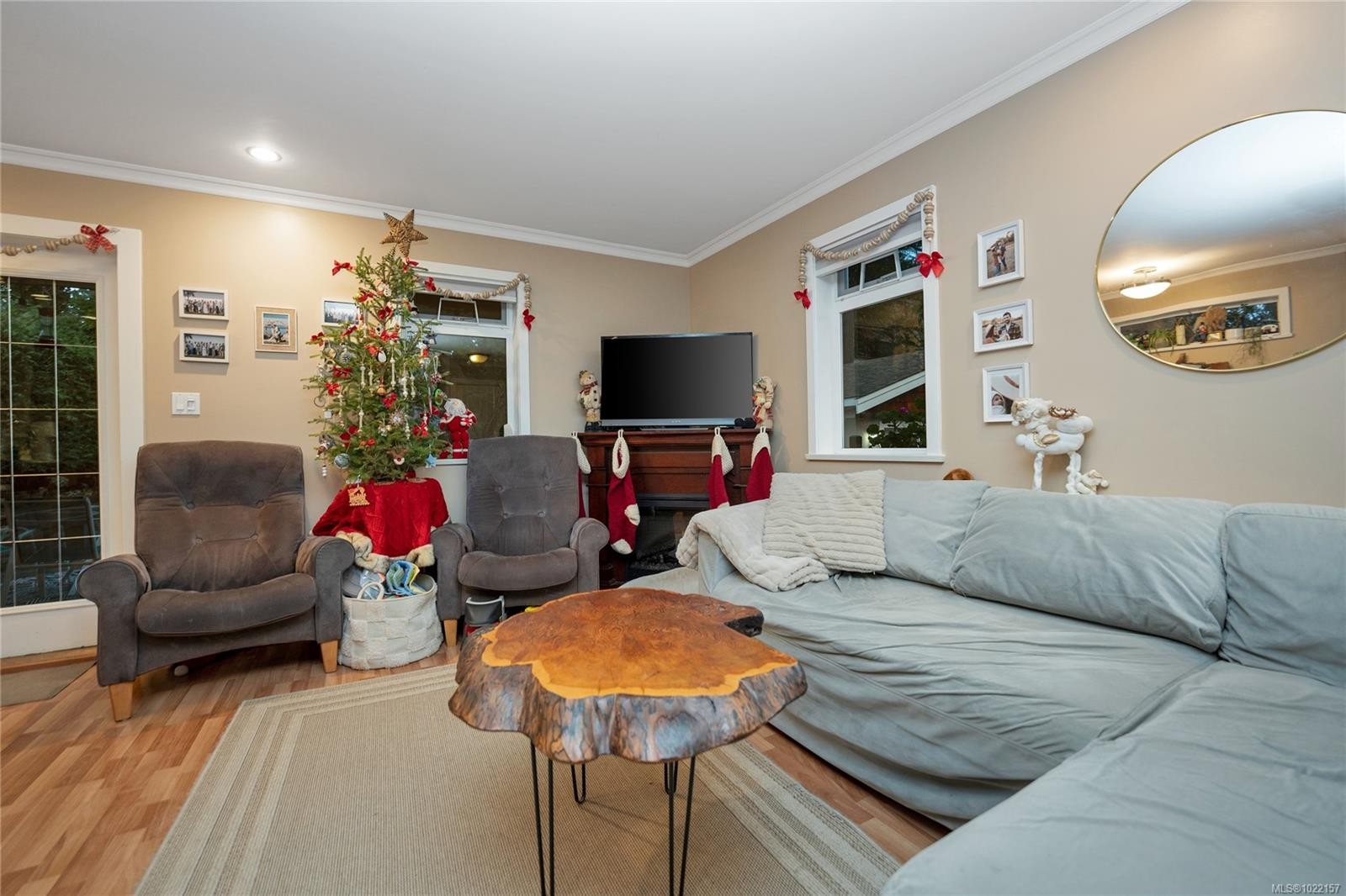 2229 Arbutus Rd, Saanich, BC