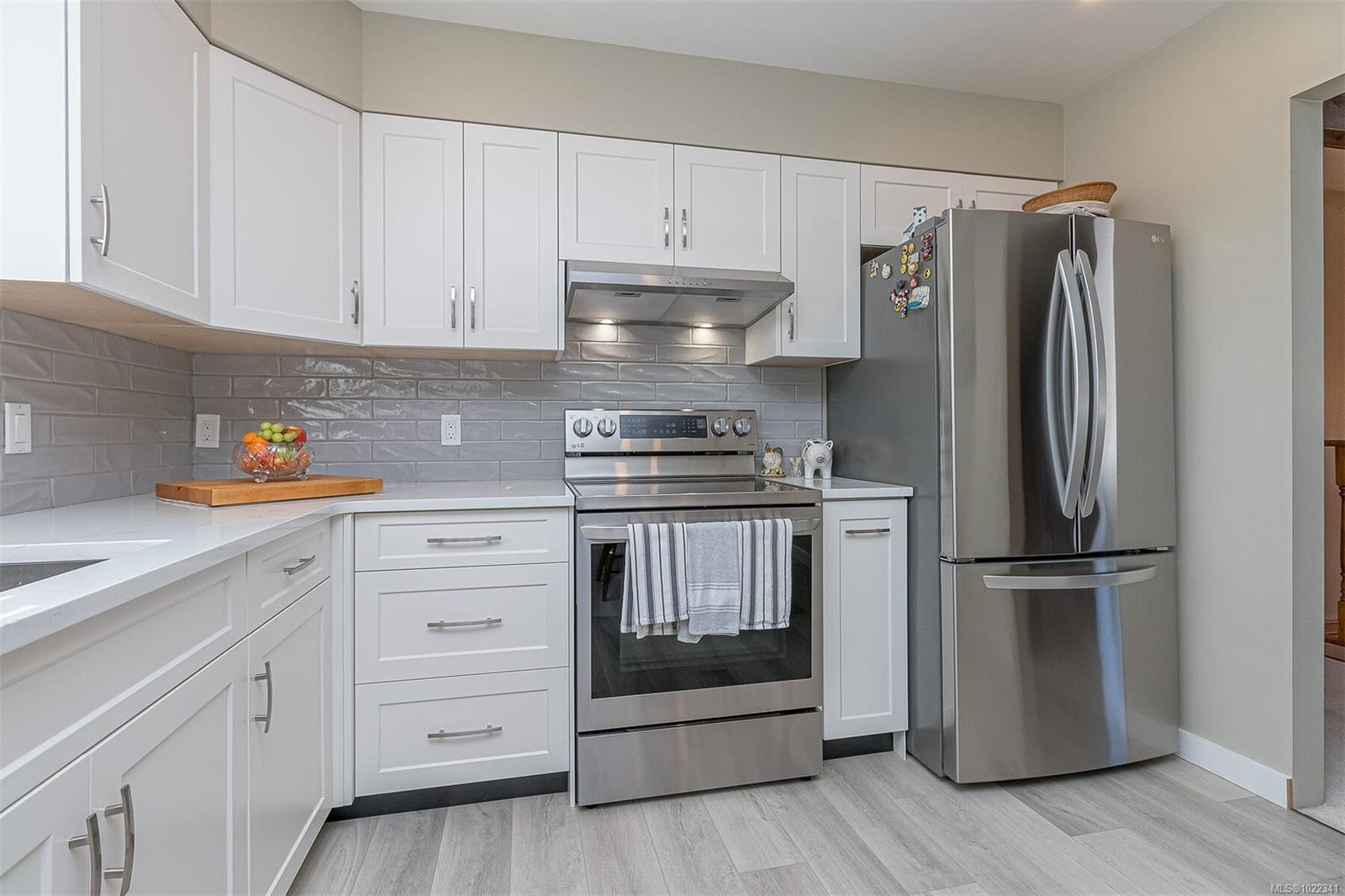 6627 Lakes Rd, Duncan, BC