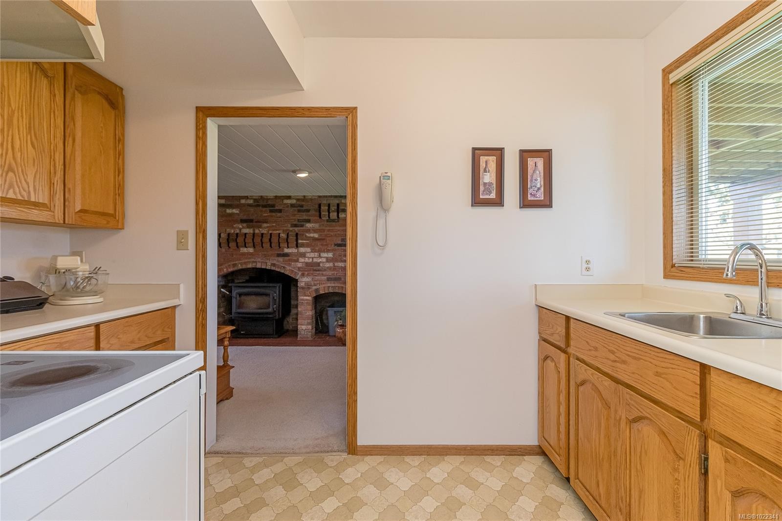 6627 Lakes Rd, Duncan, BC