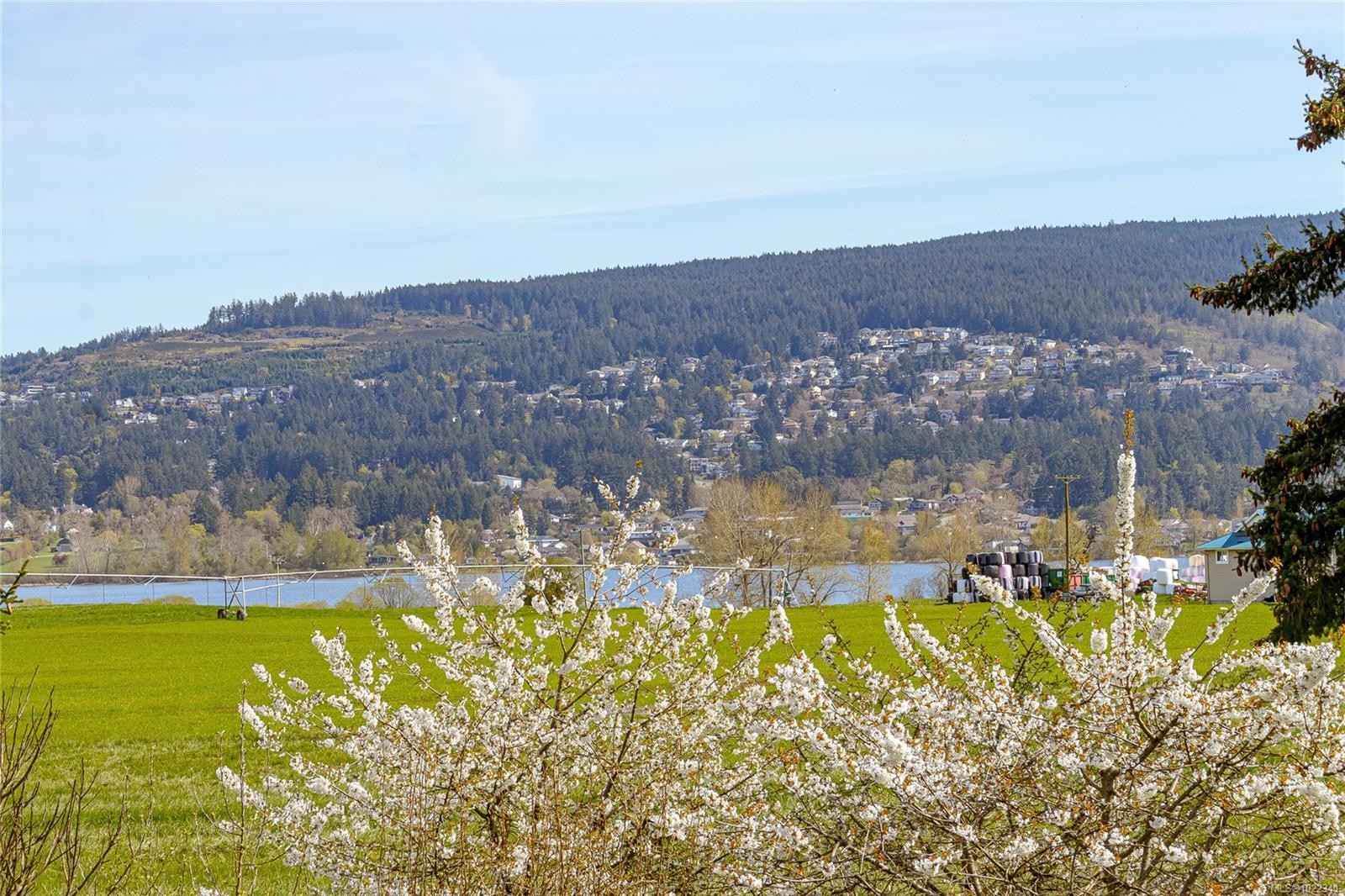 6627 Lakes Rd, Duncan, BC