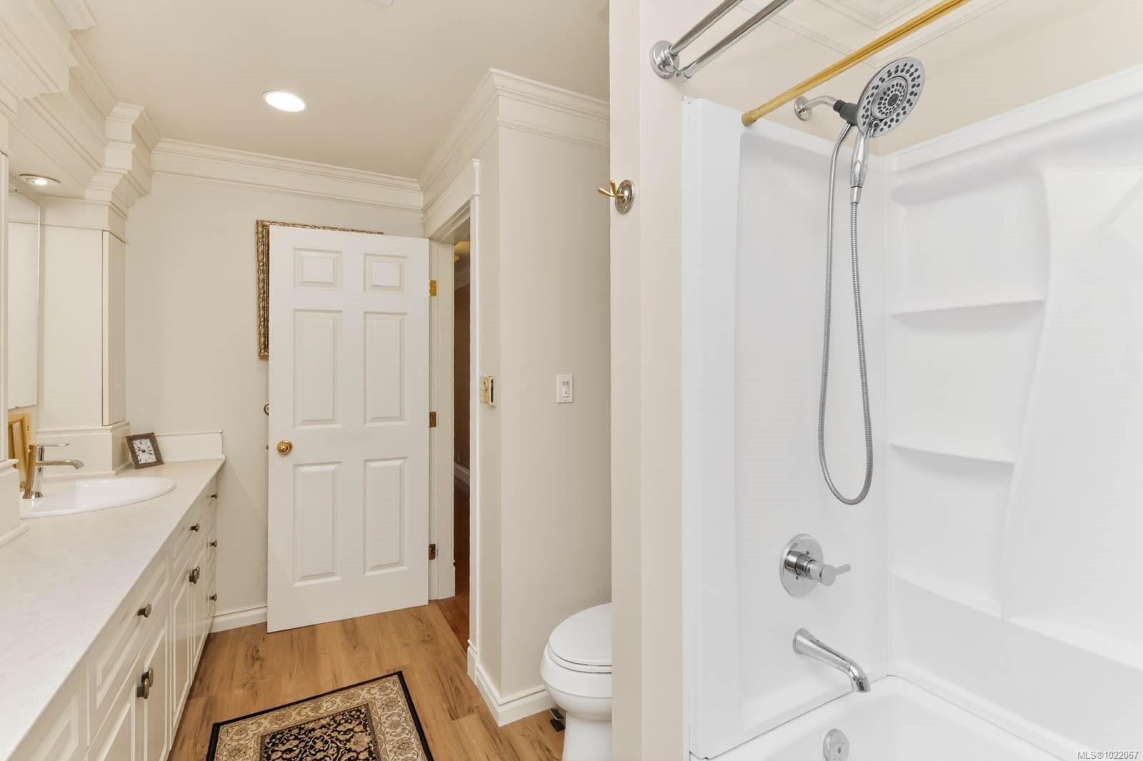 5424 Haslam Dr, Port Alberni, BC