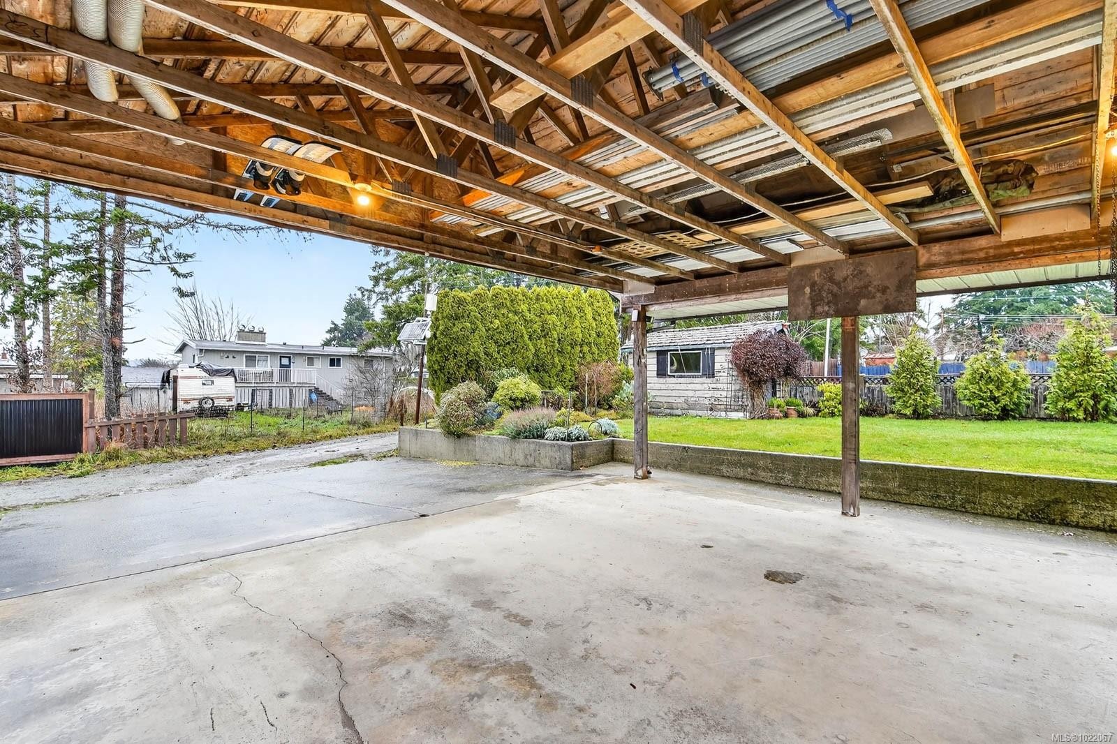 5424 Haslam Dr, Port Alberni, BC