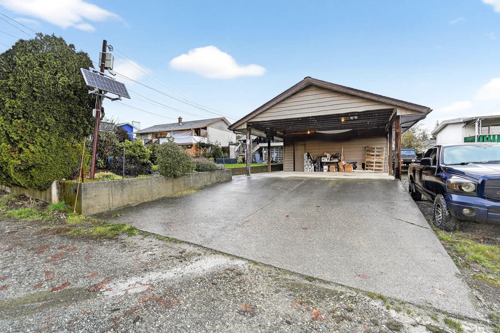 5424 Haslam Dr, Port Alberni, BC