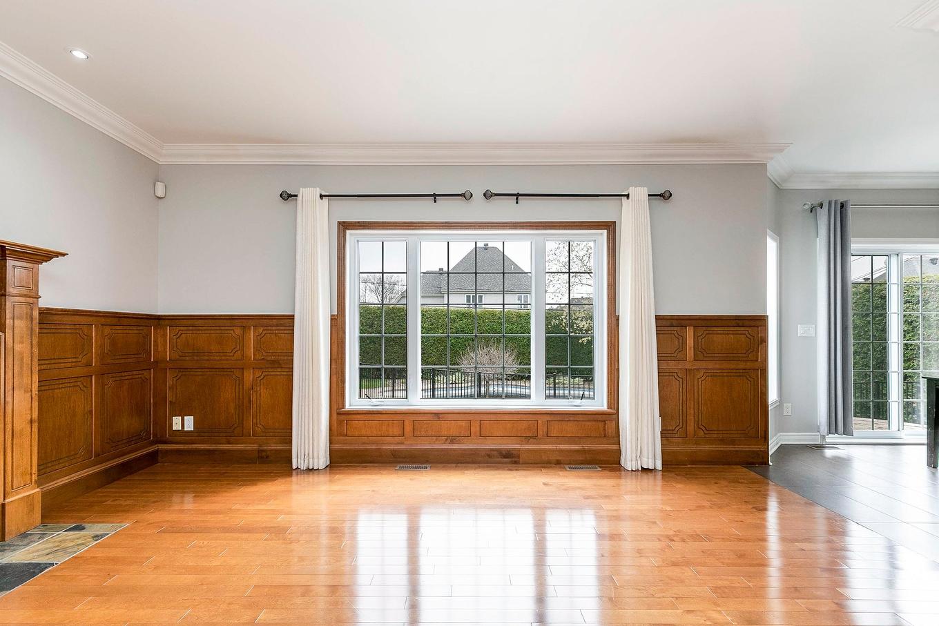 Salon - 8 Rue De Josselin, Blainville, QC - Indoor Photo Showing Other Room