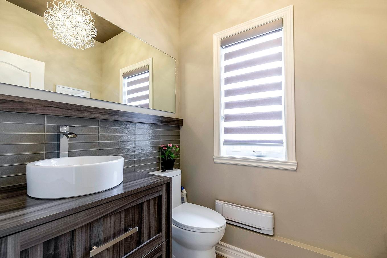 Salle d'eau - 8 Rue De Josselin, Blainville, QC - Indoor Photo Showing Bathroom