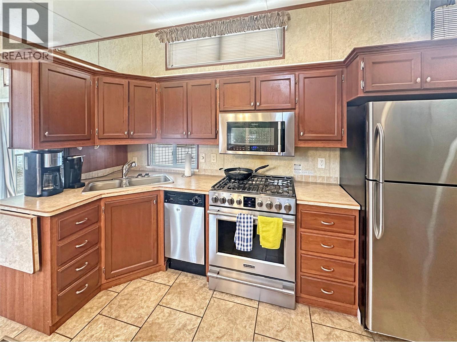 4155 3 Highway Unit# 160, Keremeos, BC
