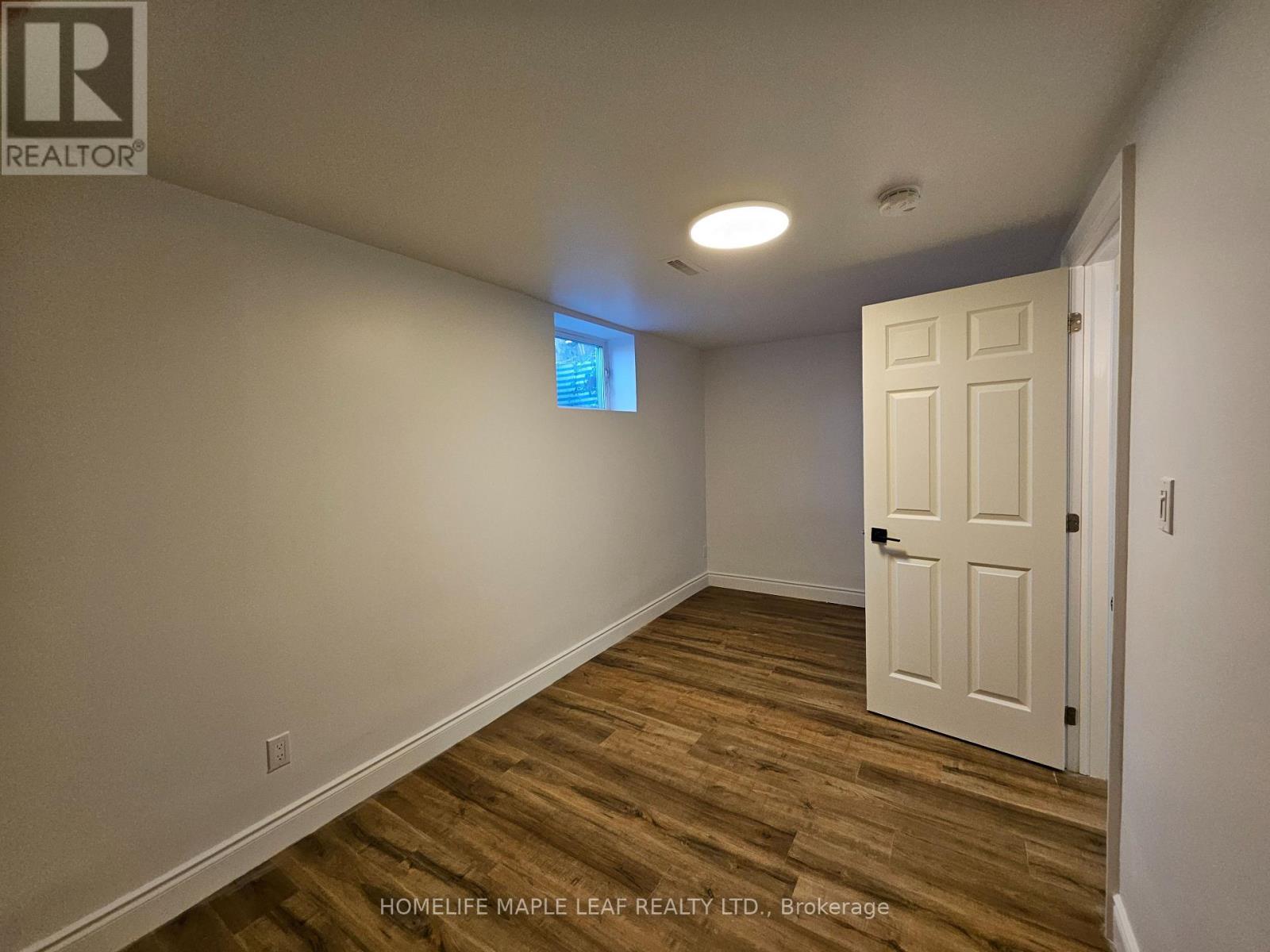 56 Helene Crescent, Waterloo, ON - Indoor