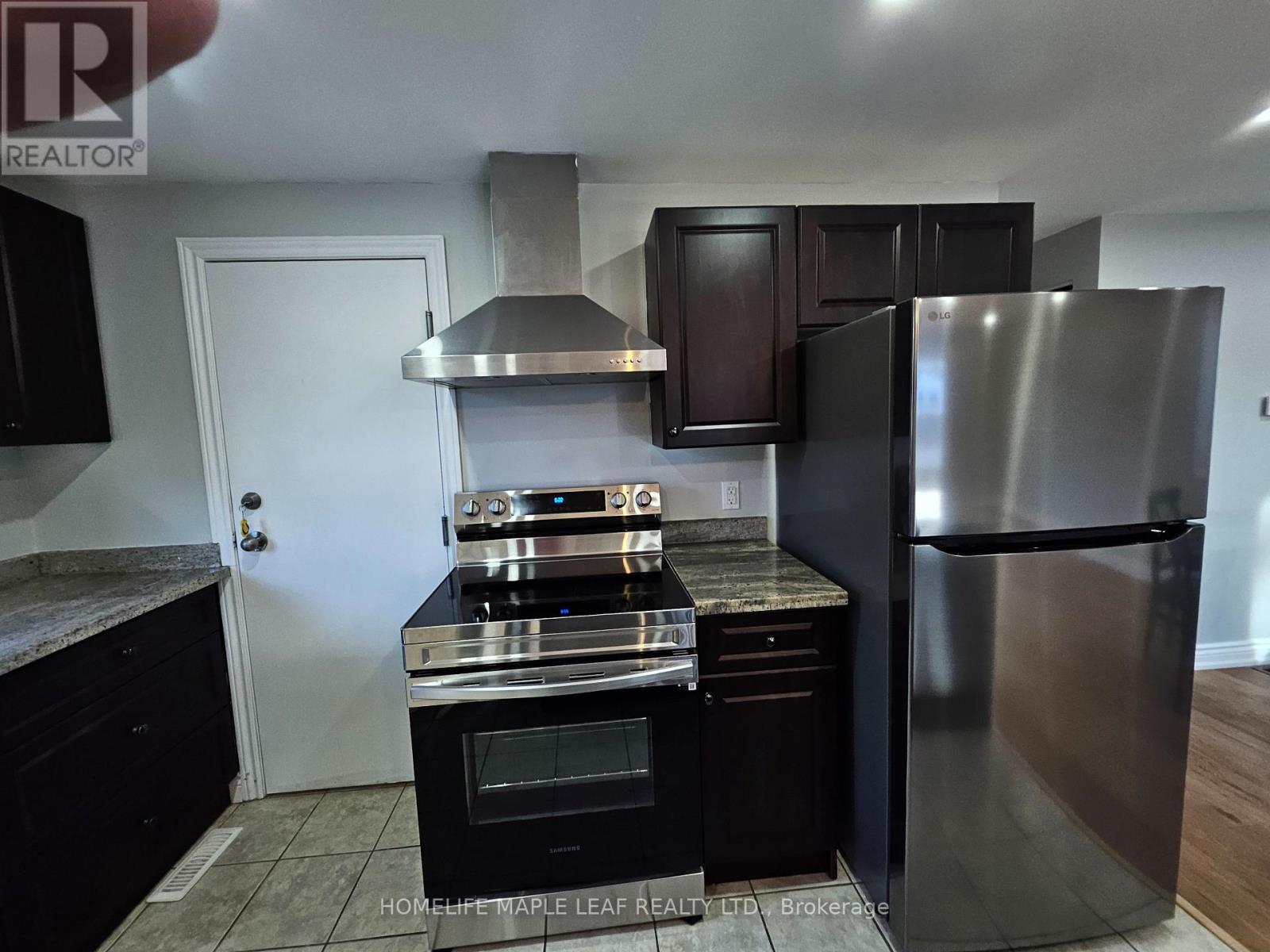 56 Helene Crescent, Waterloo, ON - Indoor Photo Showing Kitchen With Stainless Steel Kitchen