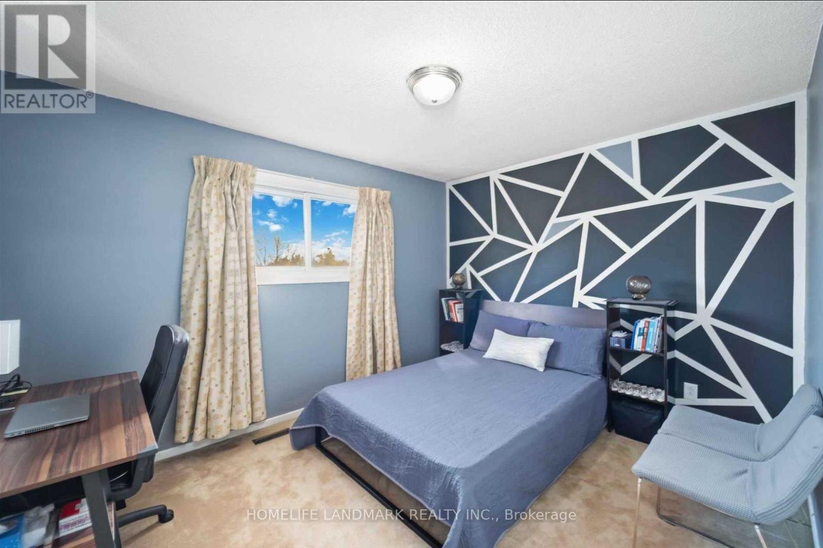 2797 Windjammer Road, Mississauga, ON - Indoor Photo Showing Bedroom