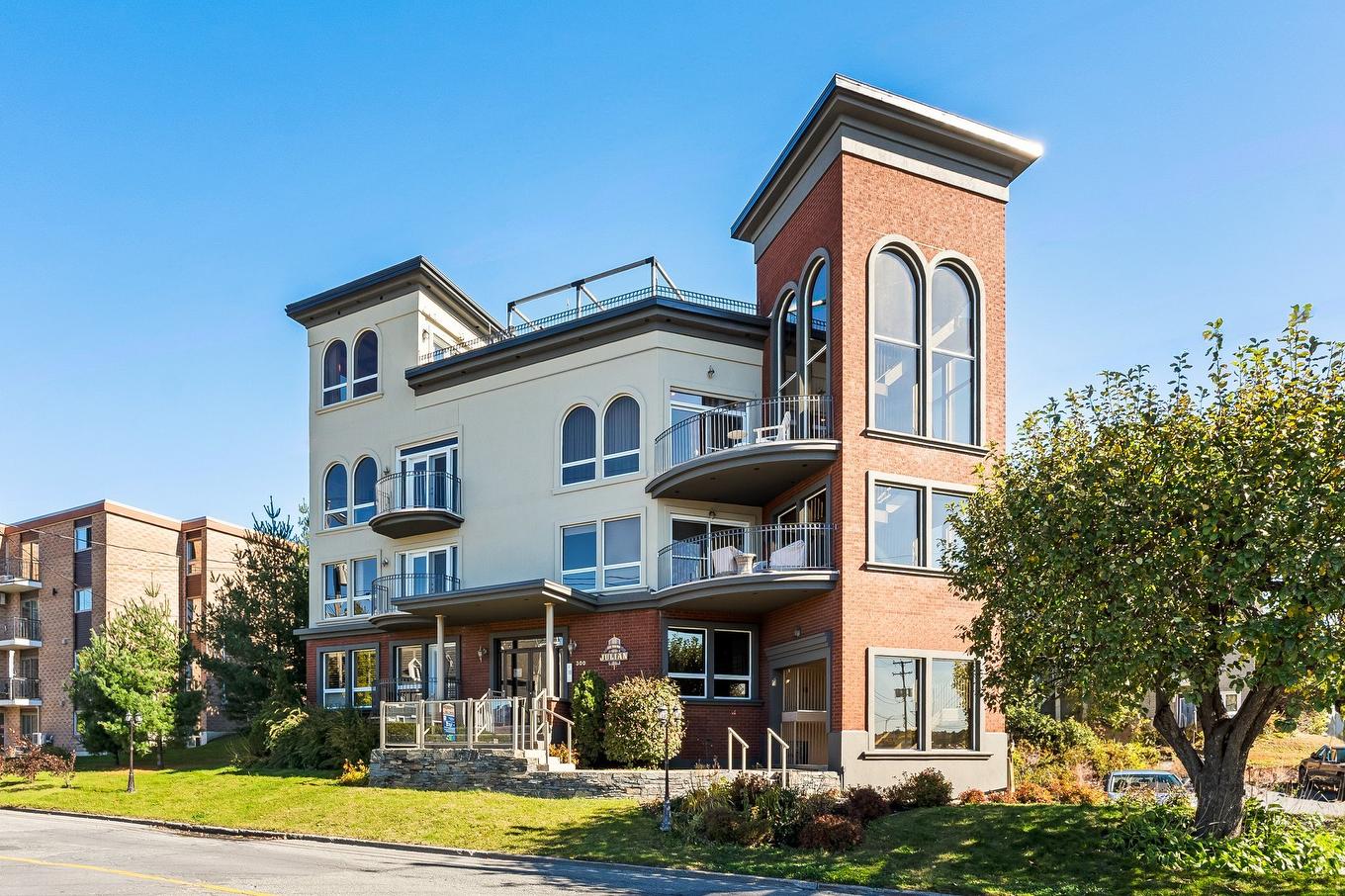 Frontage - 6-300 Rue Du Moulin, Magog, QC - Outdoor With Facade