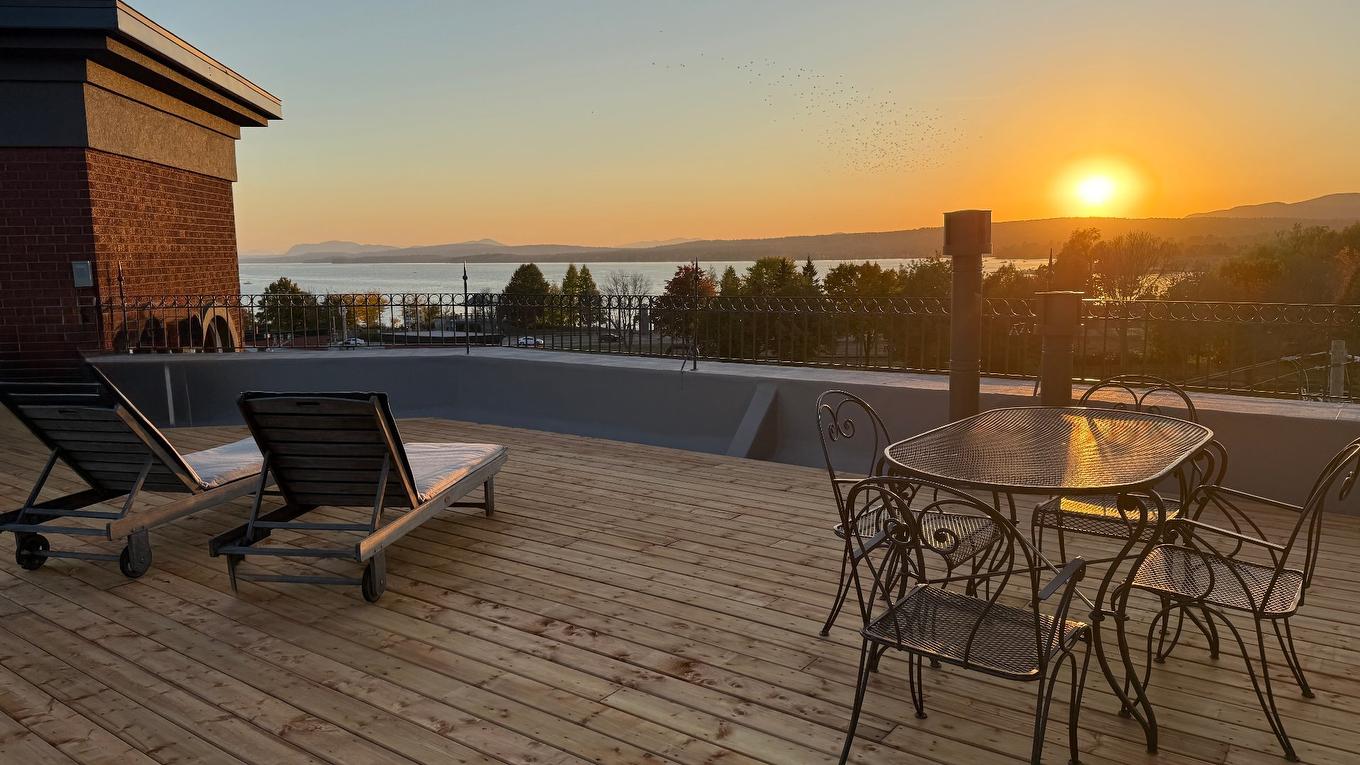 Terrasse - 6-300 Rue Du Moulin, Magog, QC - Outdoor With Body Of Water With Deck Patio Veranda
