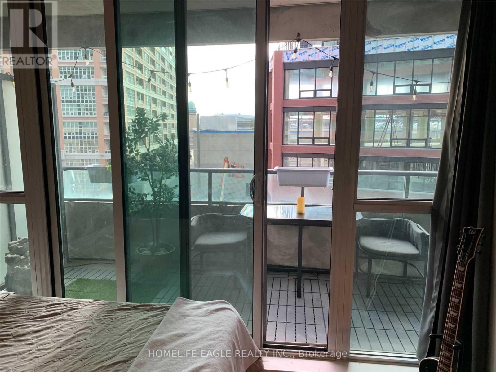 309 - 150 East Liberty Street, Toronto, ON - Indoor